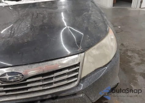 2010 Subaru Forester 2.5X Limited z USA, uszkodzony, nr VIN JF2SH6DC7AH736740